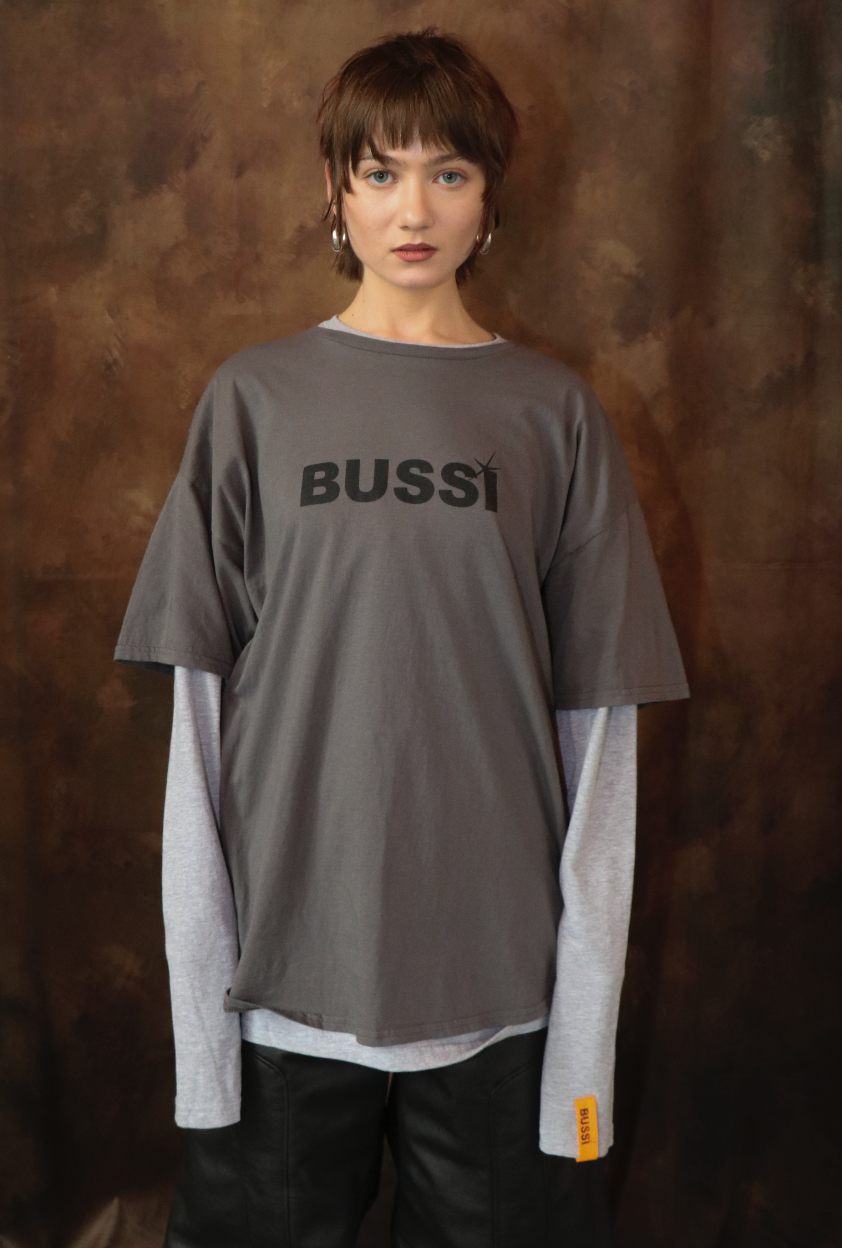 Art Uni Longsleeve Logo T-Shirt